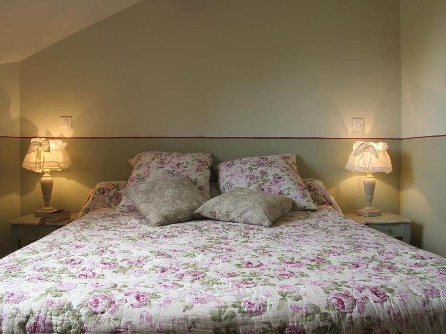 Chambres D'Hotes-Les Chambres De Mado Margencel Room photo